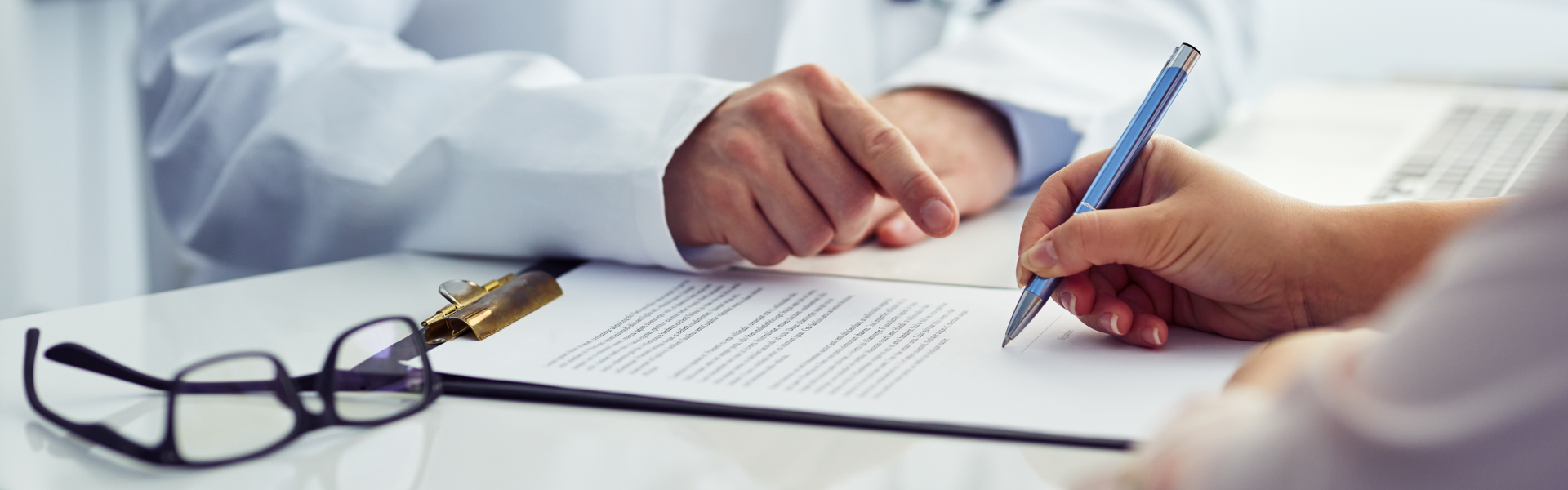 close up of a han filling up a form